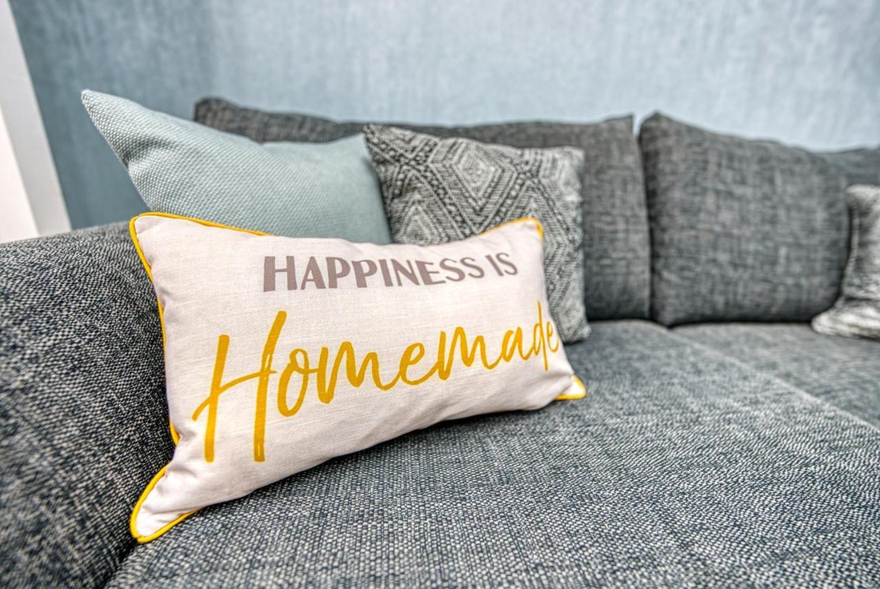 Stylish House - B'Ham Airport And Nec, Jlr Solihull, Business & Leisure Stays - Aspen House Номер фото