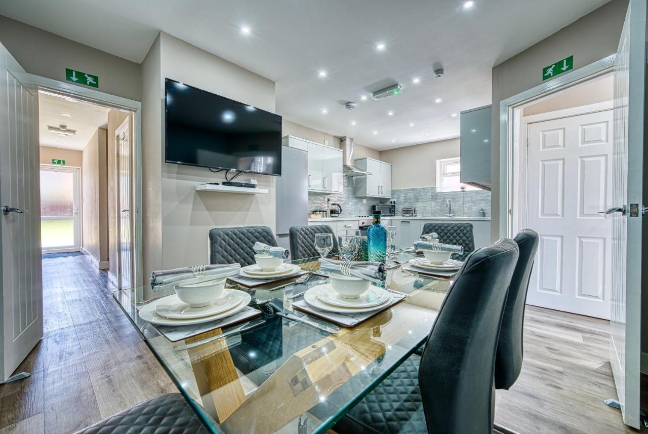 Stylish House - B'Ham Airport And Nec, Jlr Solihull, Business & Leisure Stays - Aspen House Екстер'єр фото